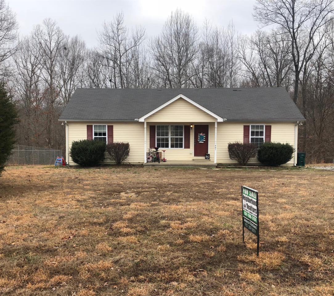 405 Station Dr - Photo 1