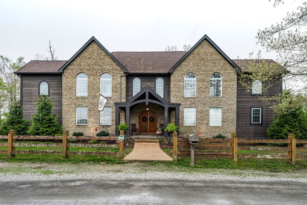 1060 Taylor Ford Rd - Photo 1