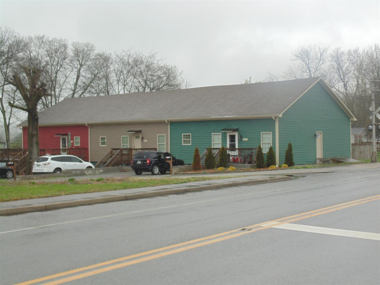 406 Blackman Blvd - Photo 1