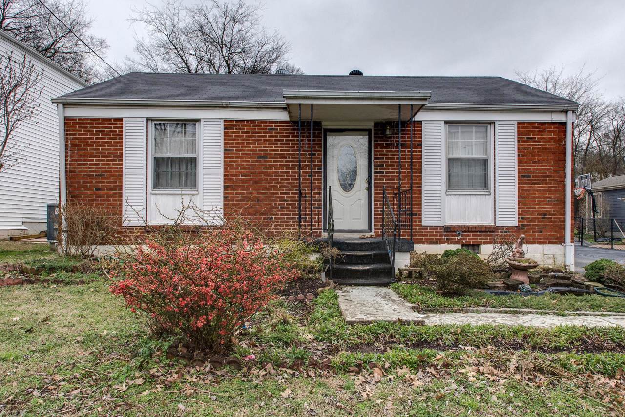 636 Westboro Dr - Photo 1