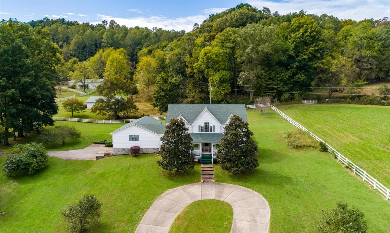 1565 Gills Chapel Rd - Photo 1
