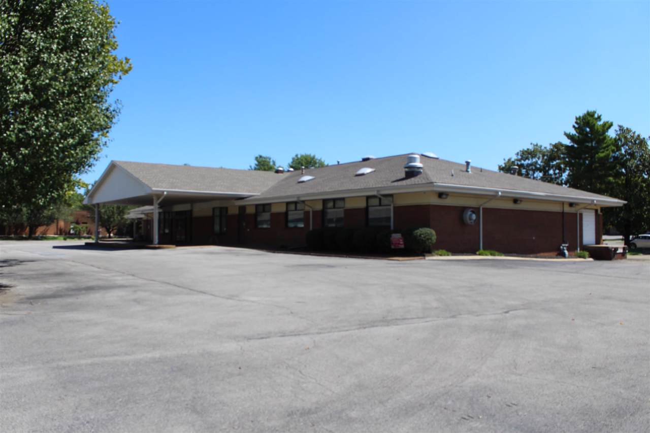 1024 N Highland Ave - Photo 1