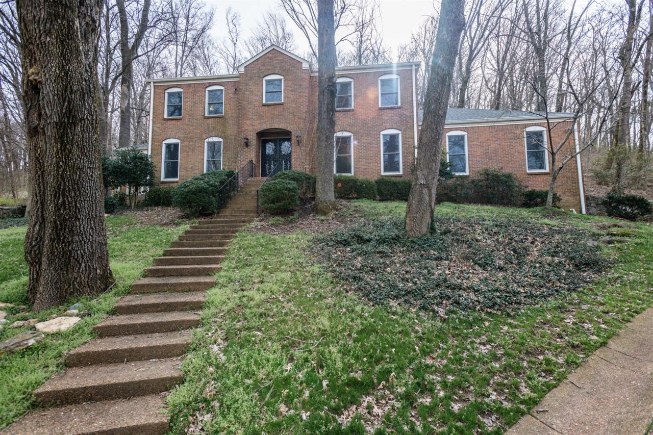 1722 Kingsbury Dr - Photo 1