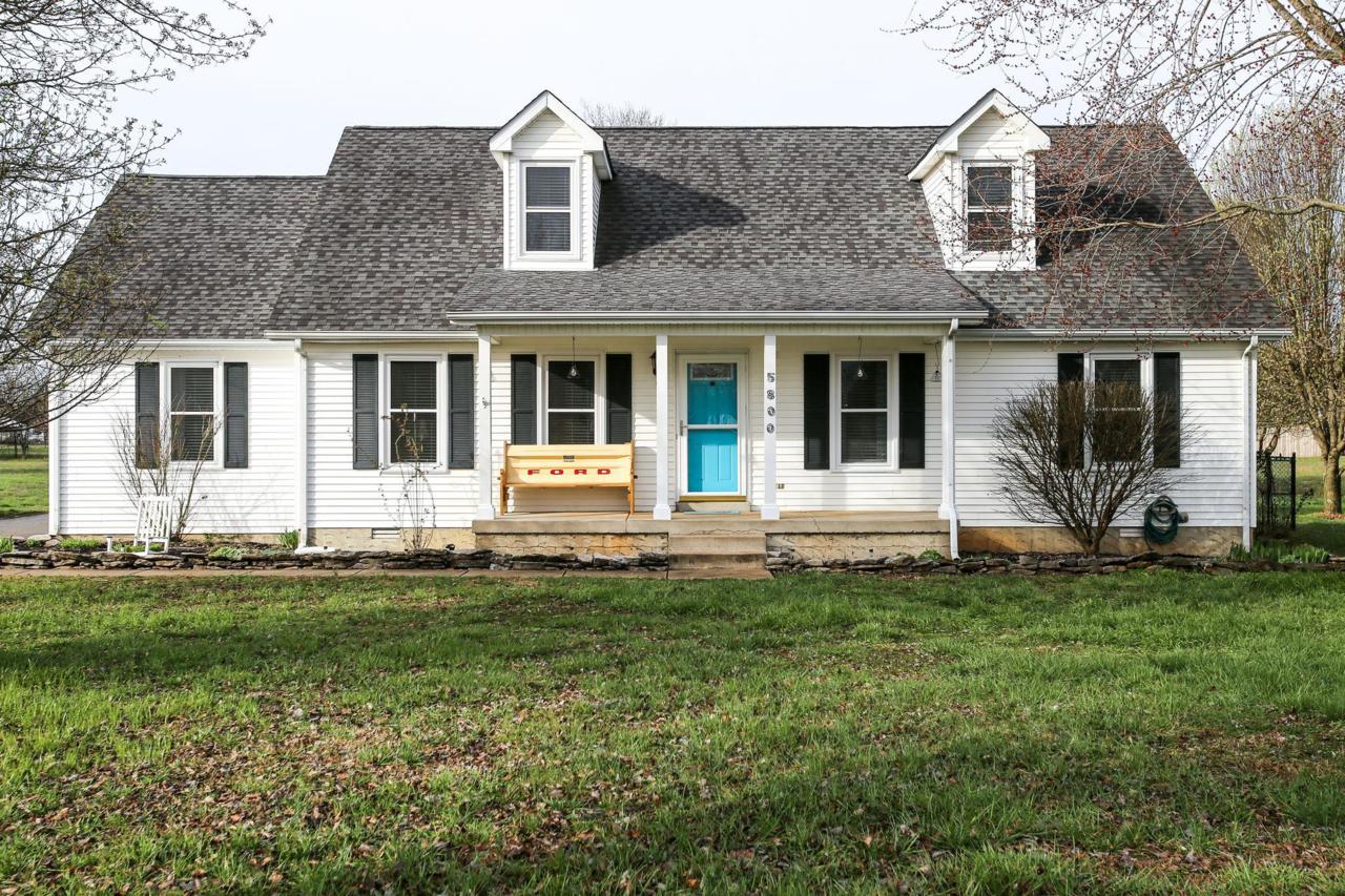 5800 Montaque Ave - Photo 1