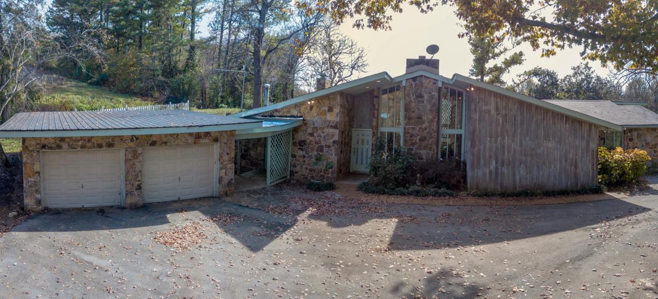 1110 Blue Spring Rd - Photo 1