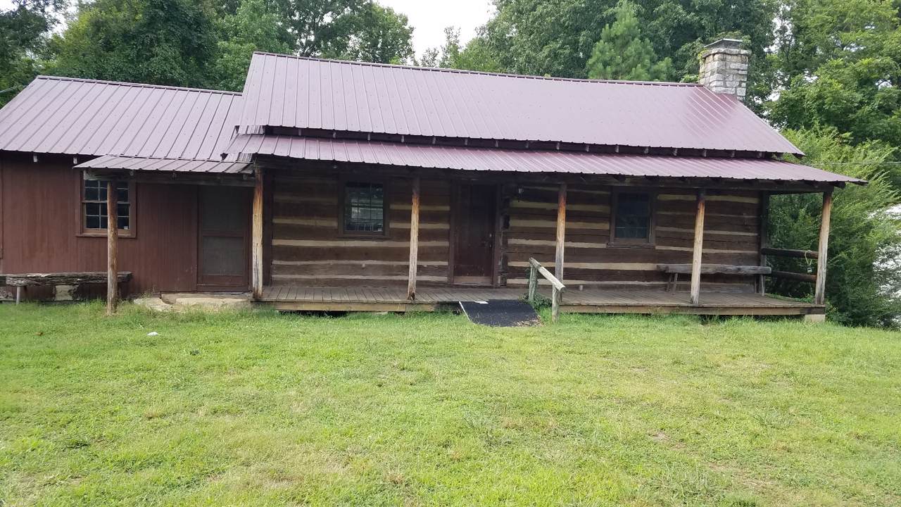 1760 Fairview Blvd - Photo 1
