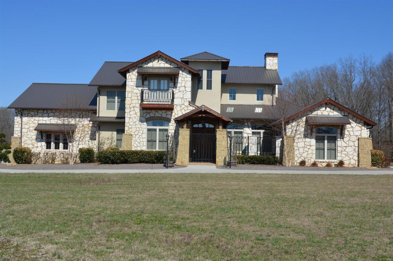56 Boles Ln - Photo 1