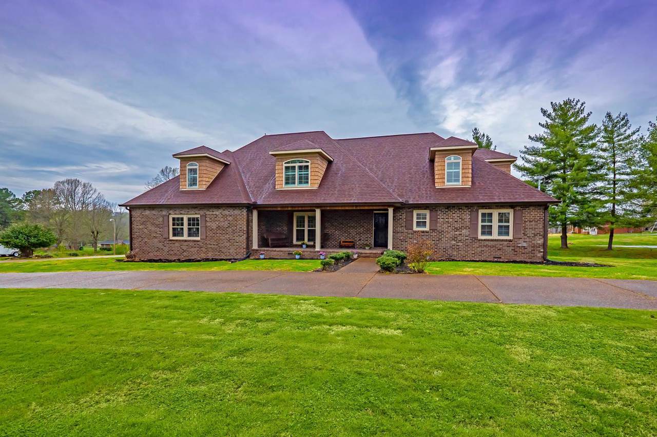 402 Joyce Ave - Photo 1