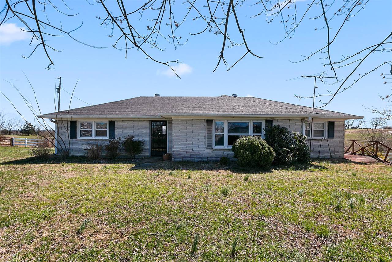 2772 Oakdale Rd - Photo 1