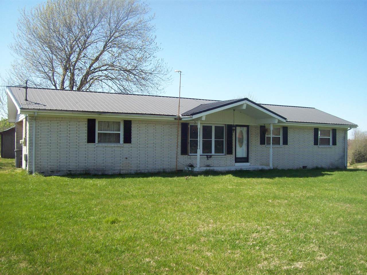 5481 Galen Rd - Photo 1