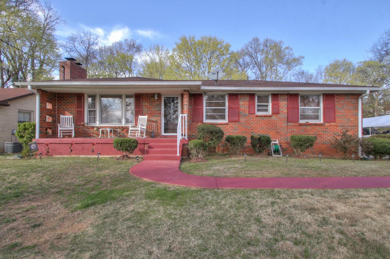 408 Bonnawood Dr - Photo 1