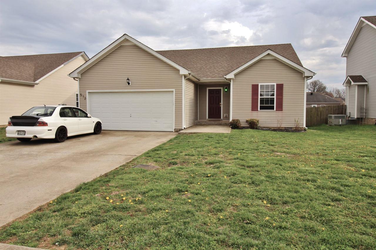 512 Oakmont Dr - Photo 1