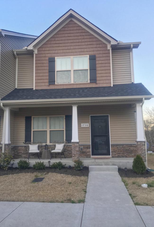 1736 Sprucedale Dr - Photo 1