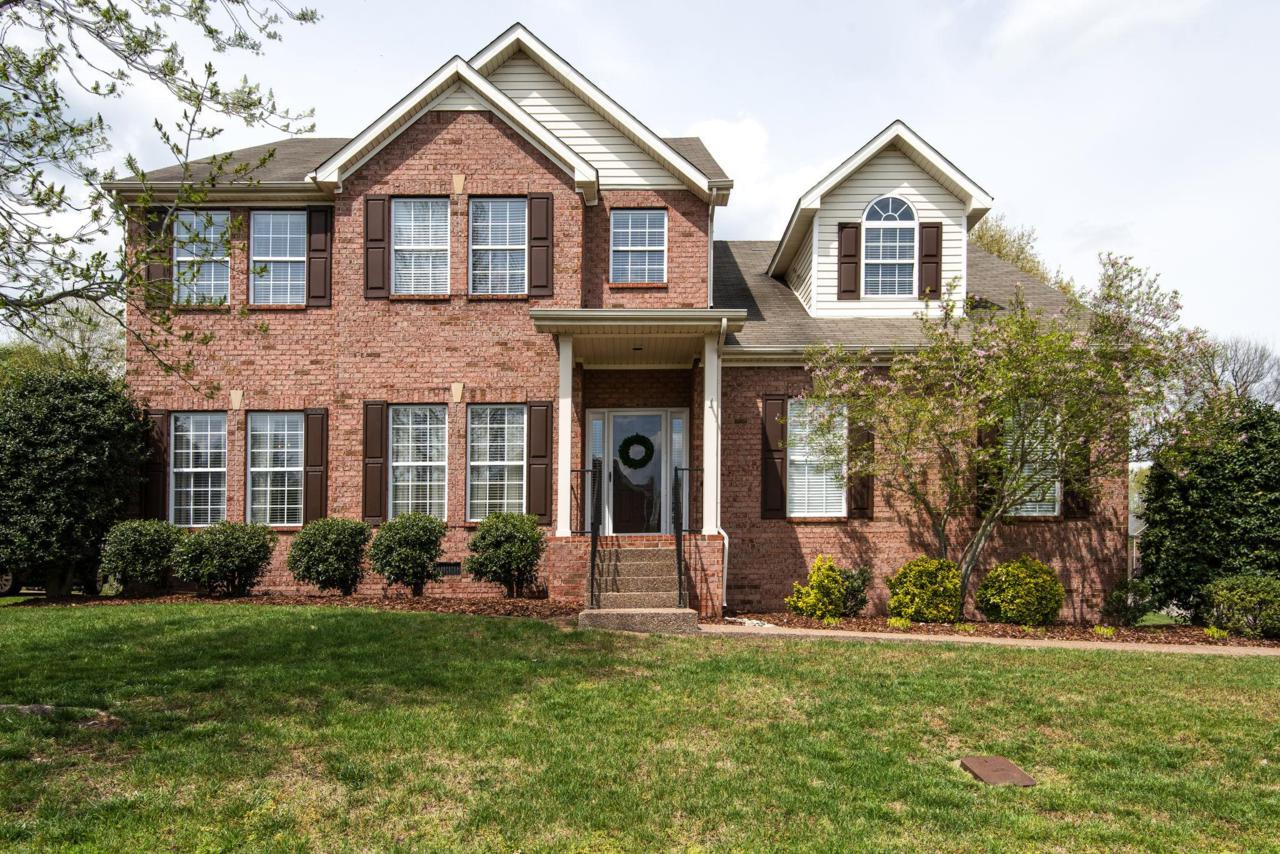 4925 Traceway Dr - Photo 1