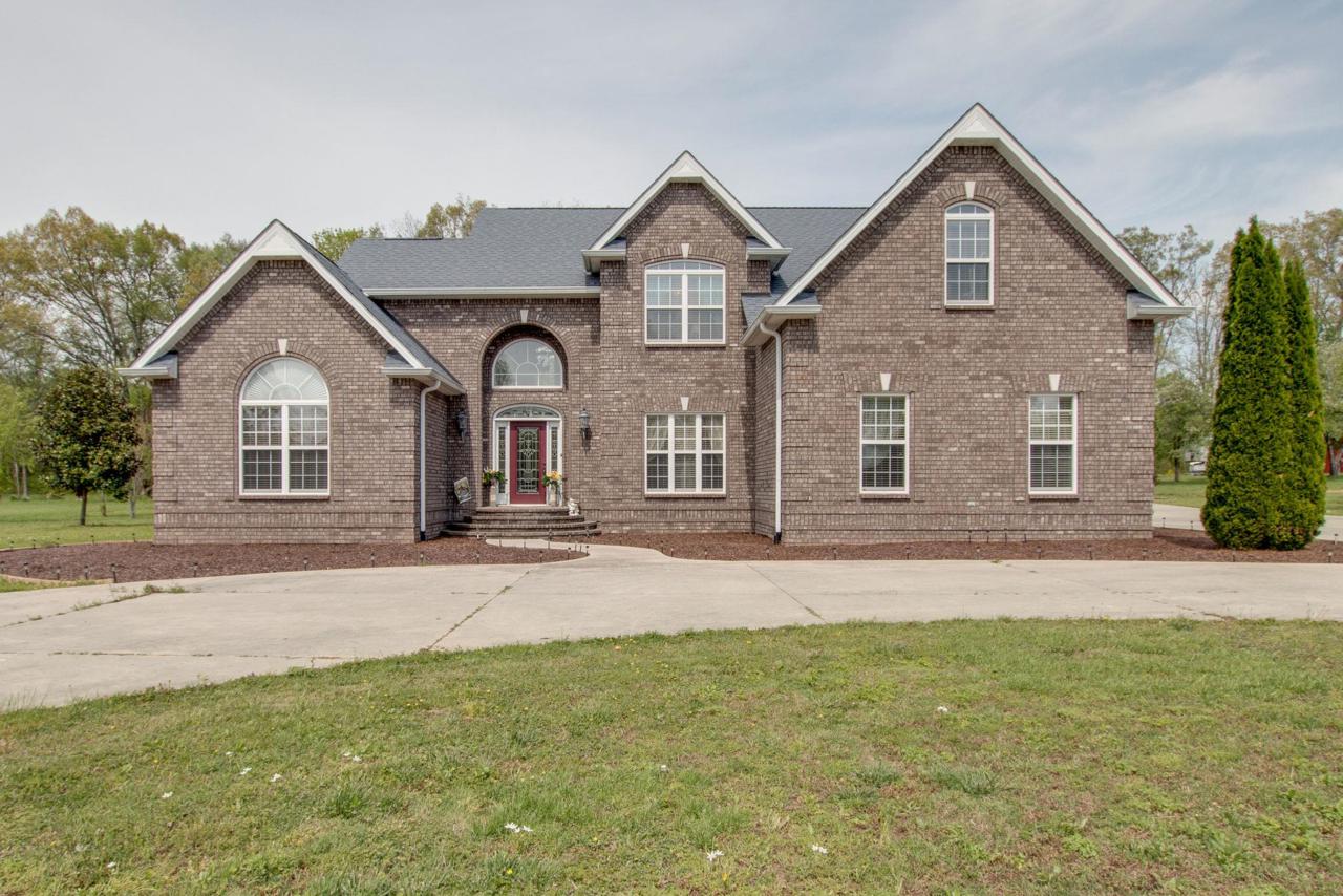 147 Bowling Alley Rd - Photo 1
