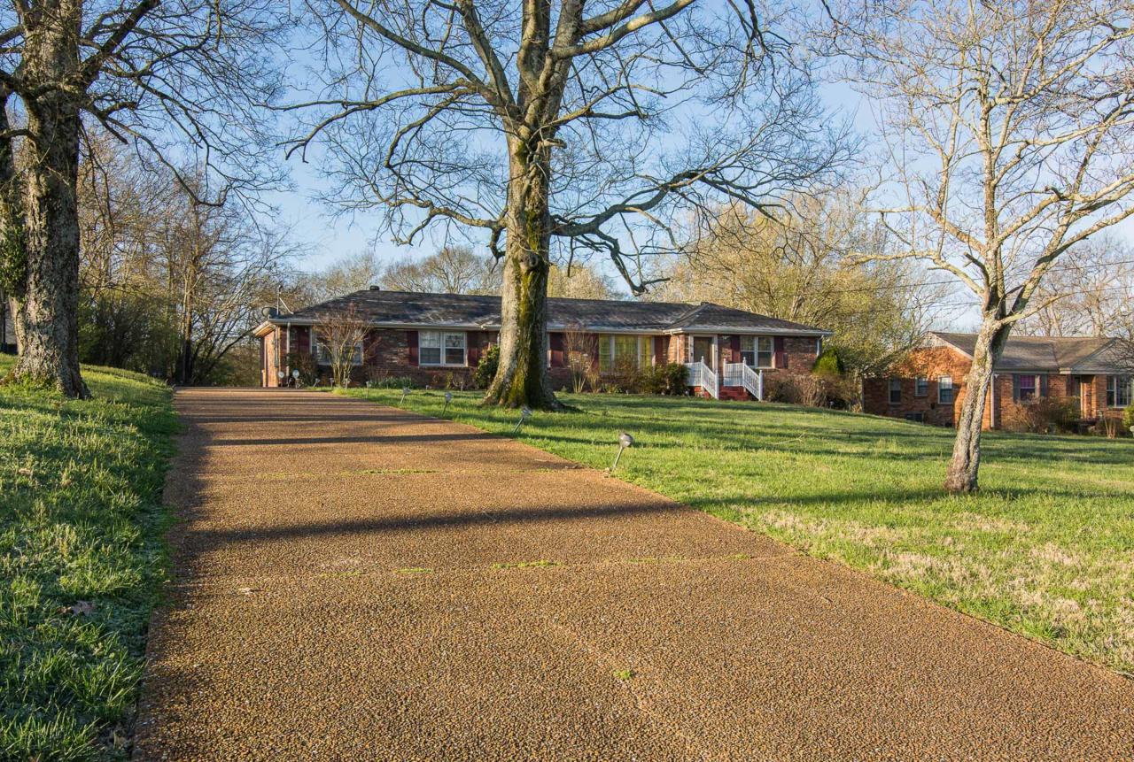 865 Belton Dr - Photo 1