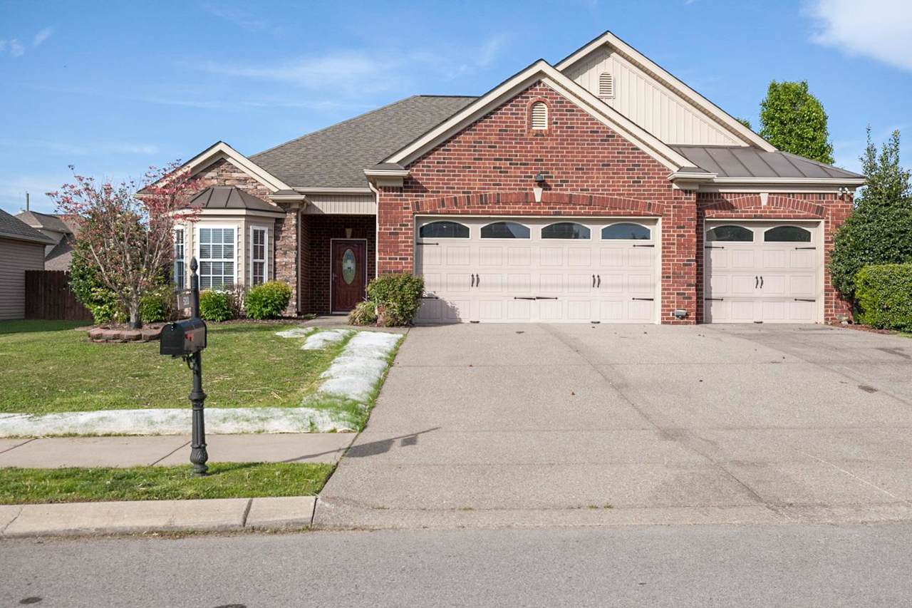 520 Callie Ave - Photo 1