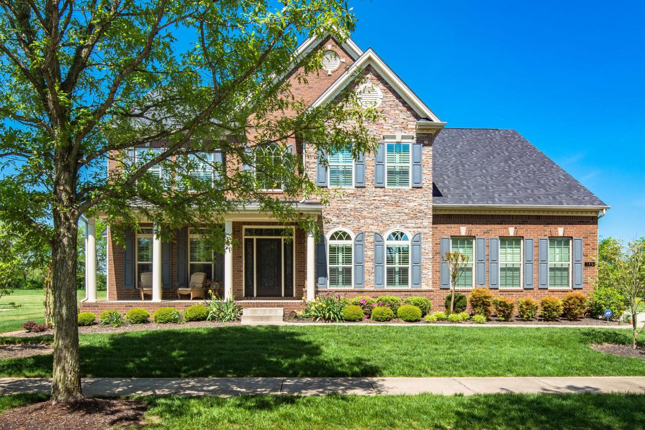 145 Stream Valley Blvd - Photo 1