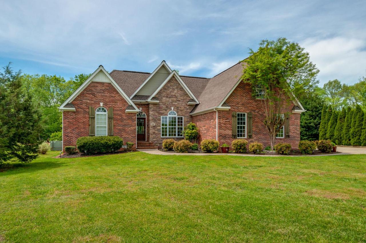 2368 Westgate Ct - Photo 1