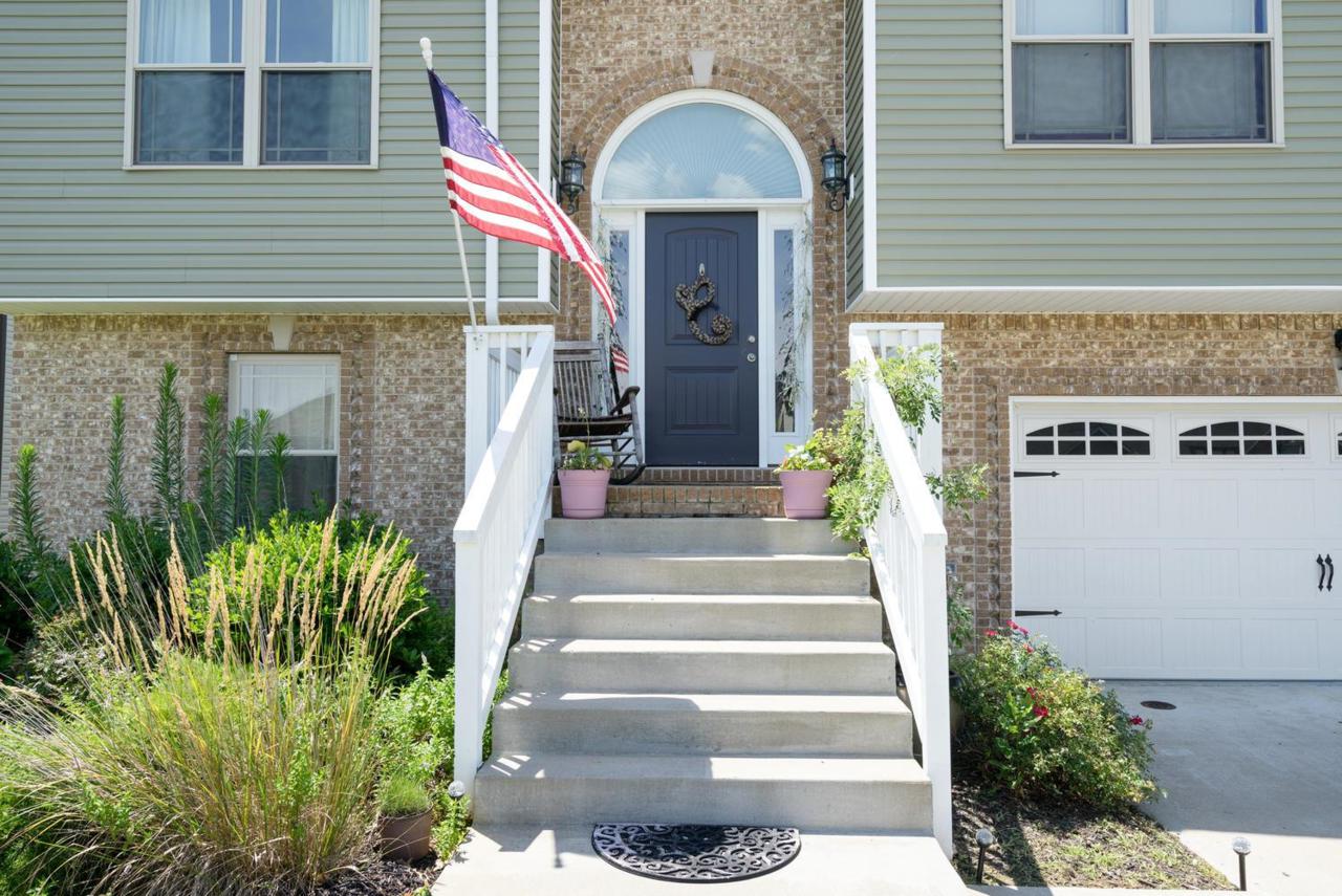 1140 Henry Place Blvd - Photo 1