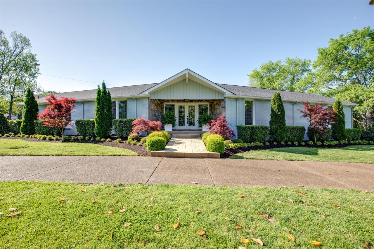 6111 Paddock Place - Photo 1