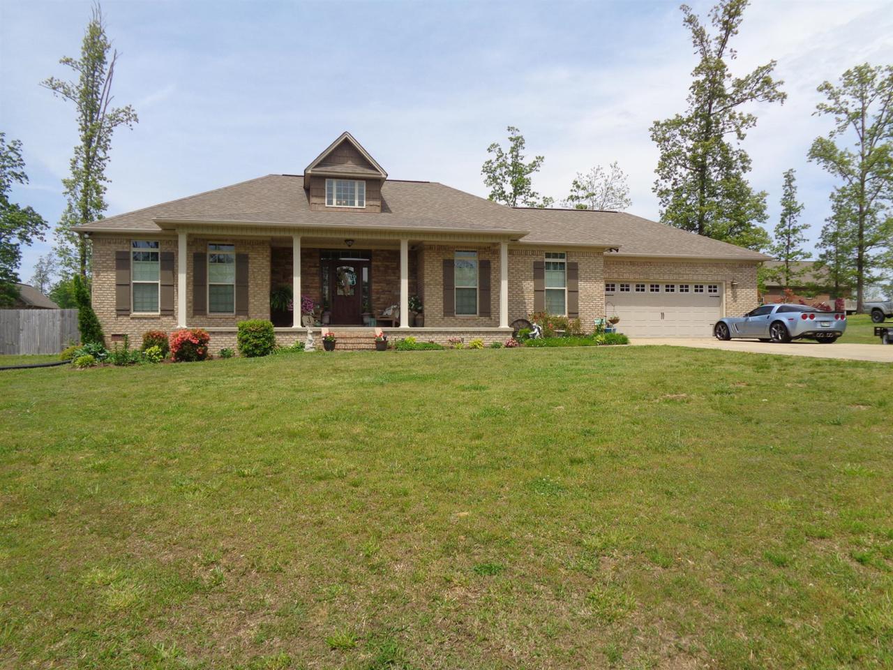 56 Chestnut Ln - Photo 1