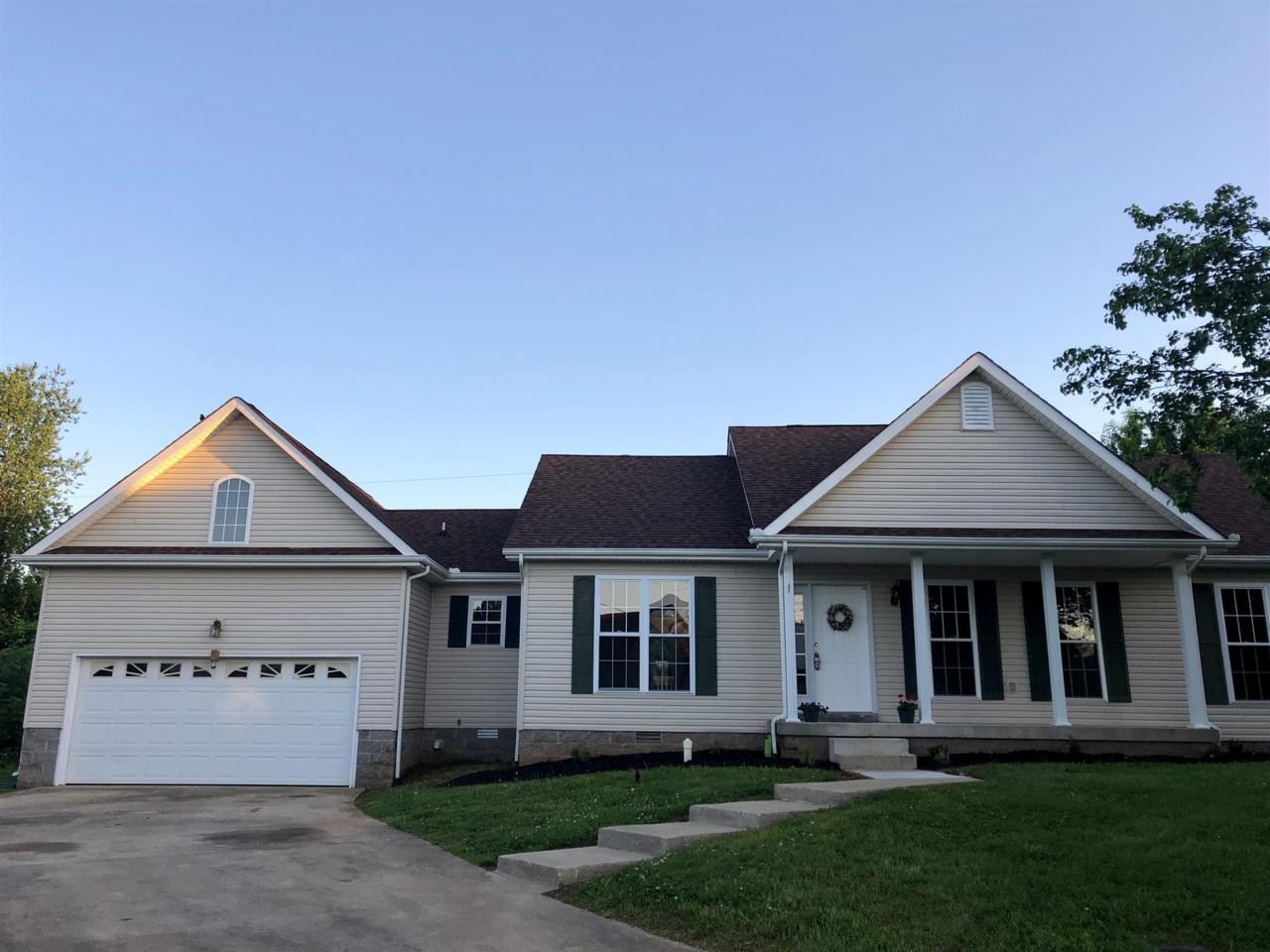 600 Westchester Ct - Photo 1