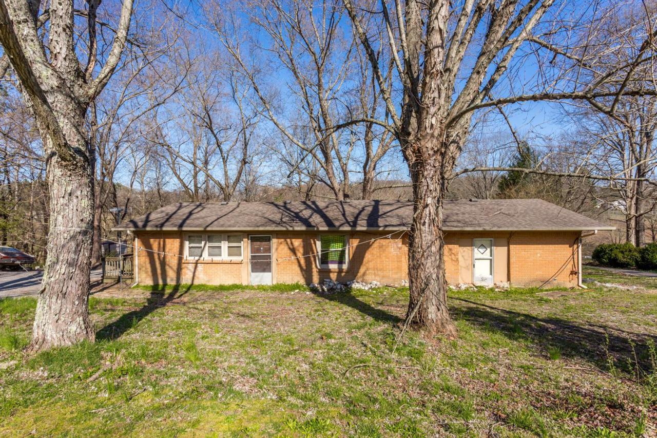 3029 Old Highway 31 E - Photo 1