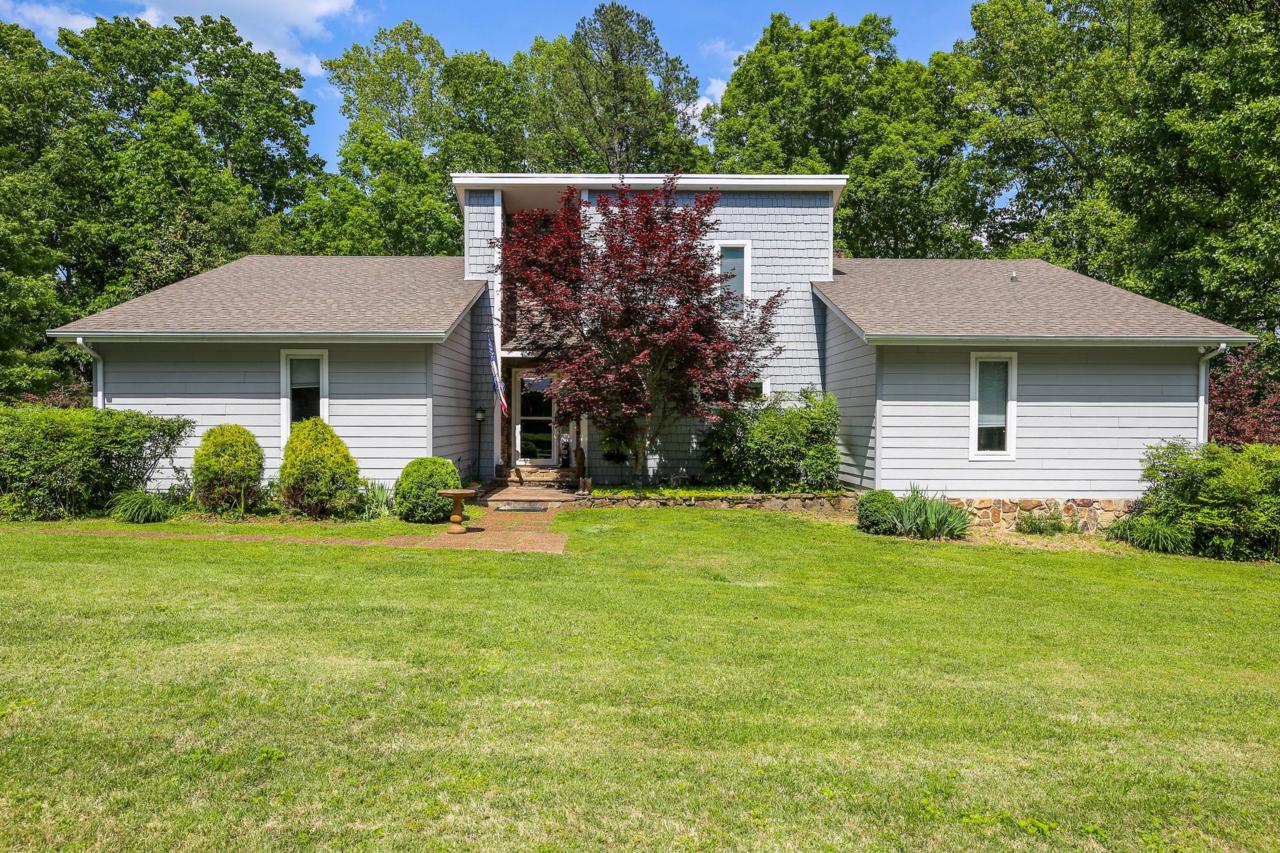 939 Pine Grove Rd - Photo 1
