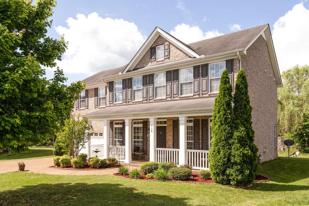 718 Lance Way - Photo 1