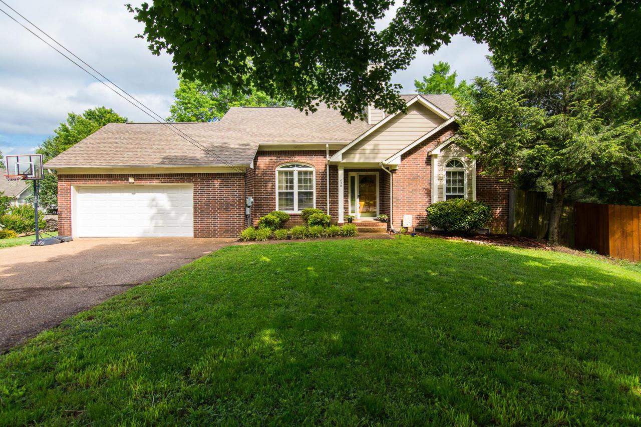 230 Kensington Pl - Photo 1