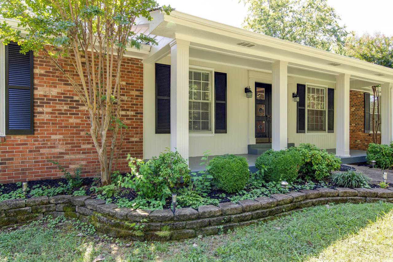 166 New Shackle Island Rd - Photo 1