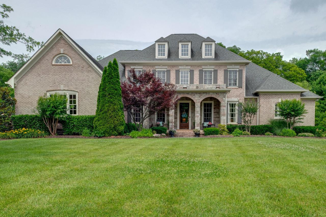 1807 Ivy Crest Dr - Photo 1