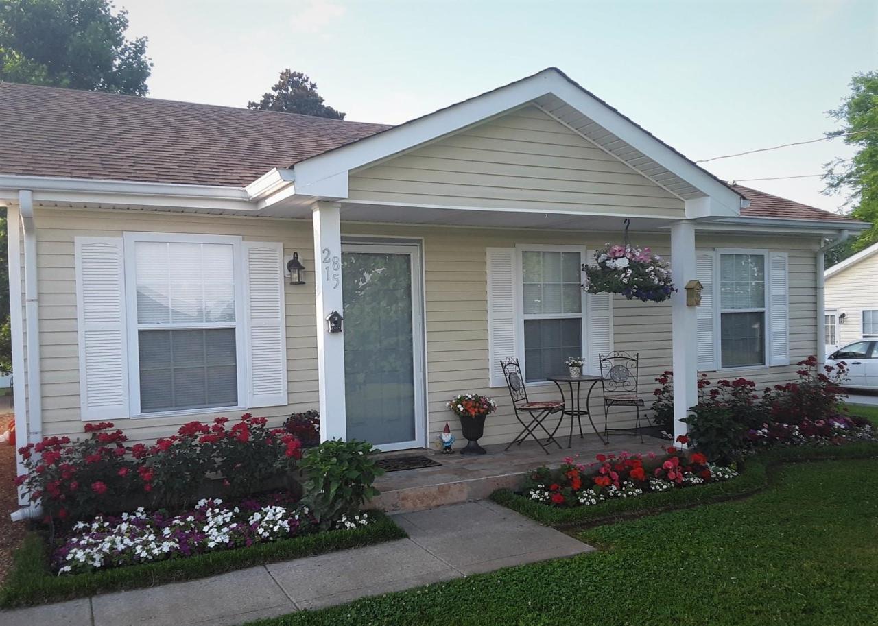 2815 Rome Ln - Photo 1