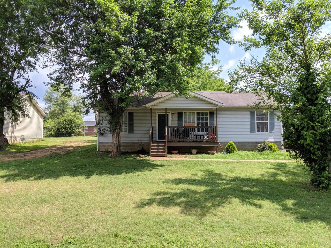 106 Clinch Dr - Photo 1