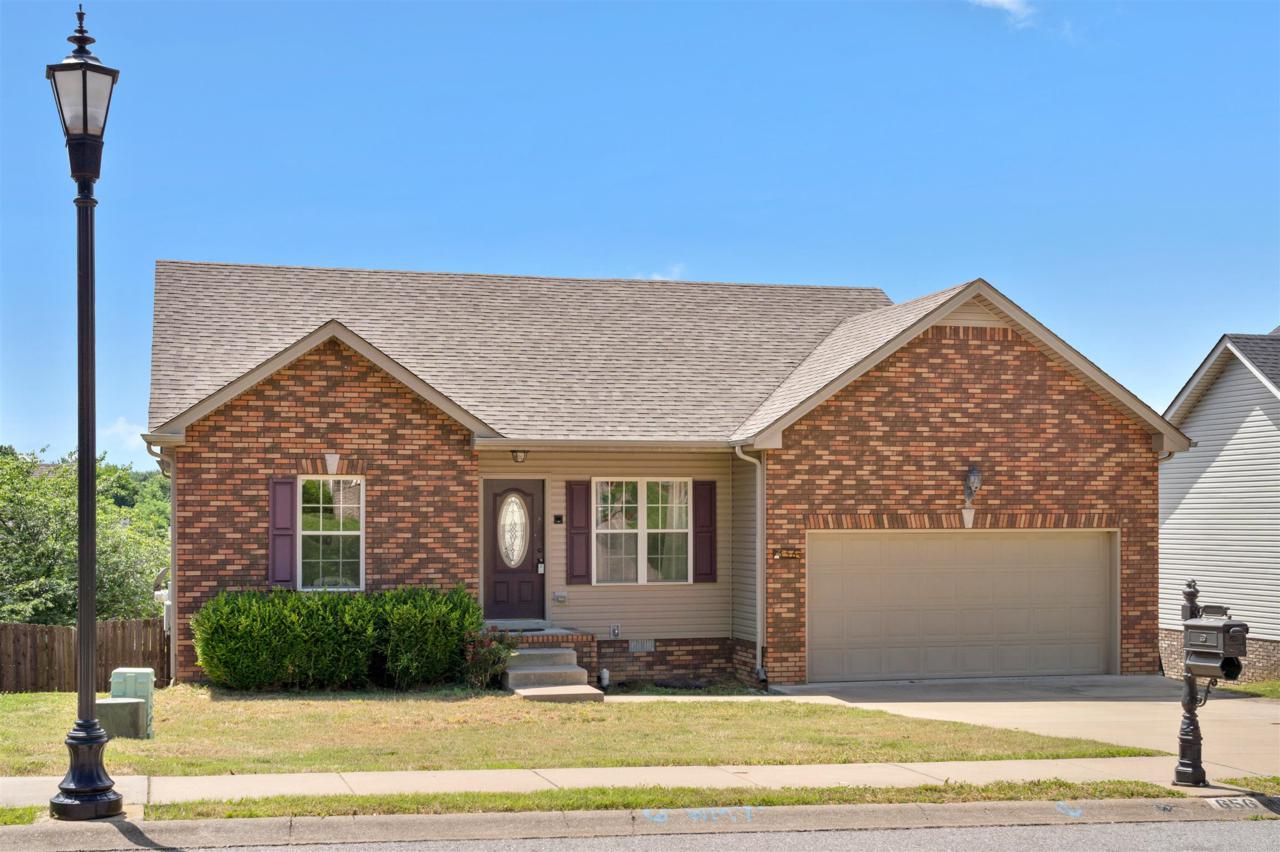 656 Foxfield Dr - Photo 1
