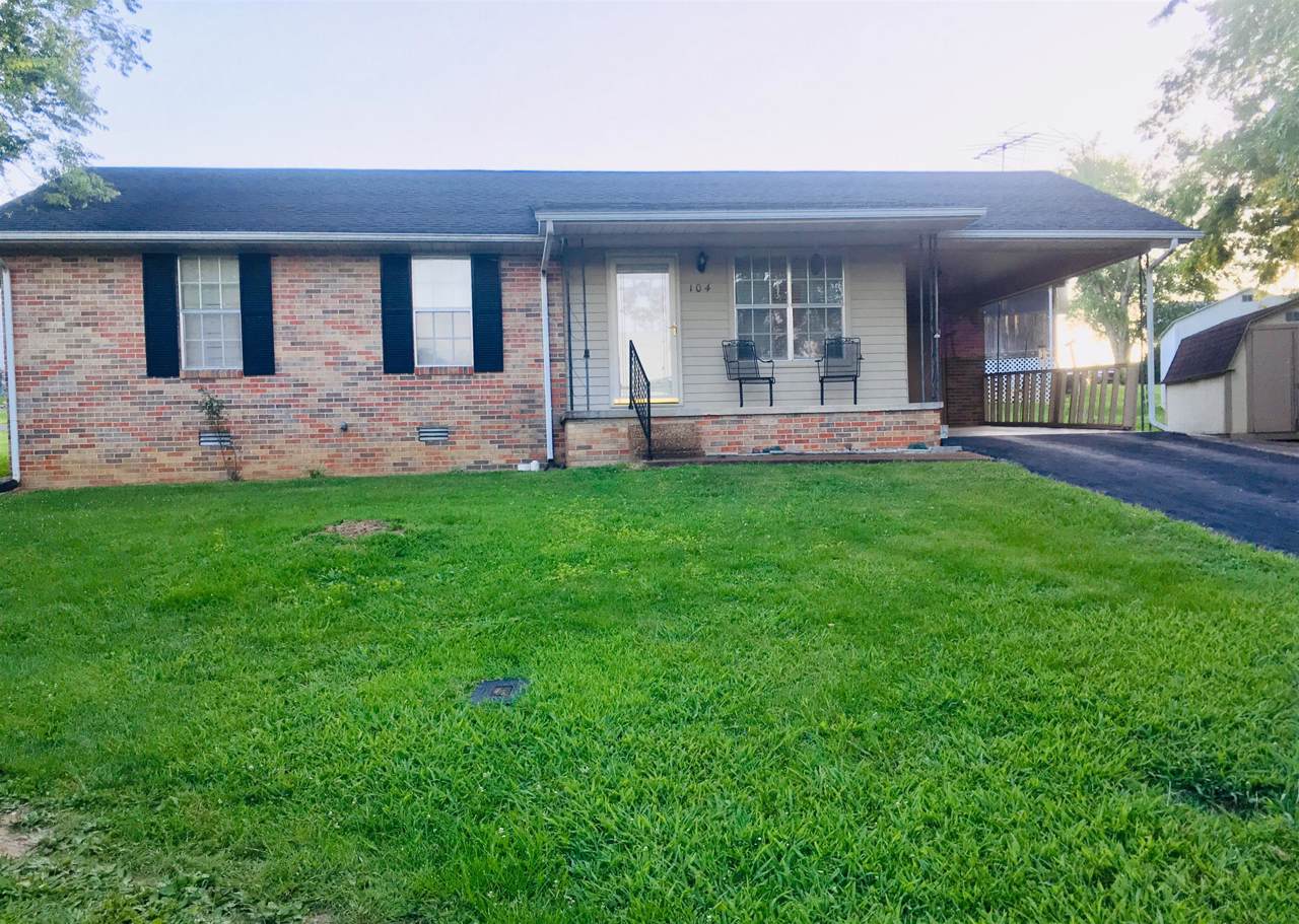 104 High Cir - Photo 1