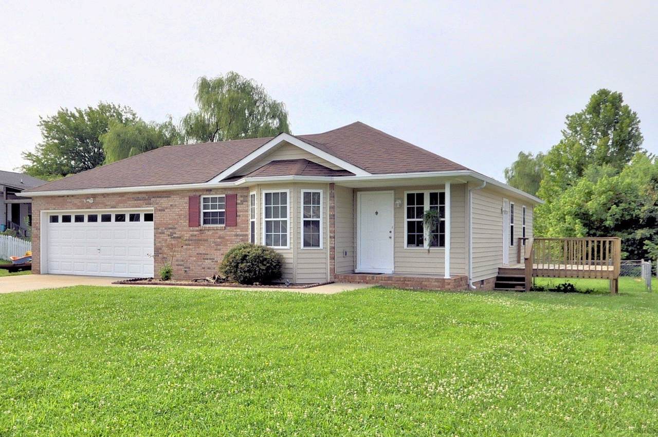 1786 Cabana Dr - Photo 1