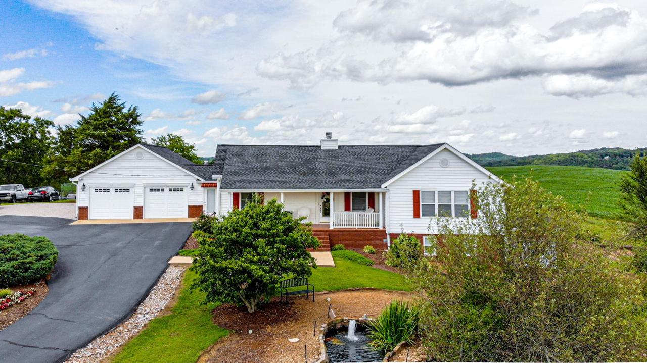 1329 Vinta Mill Rd W - Photo 1