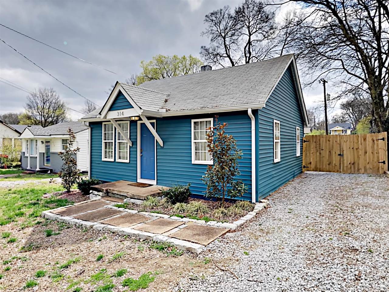 314 Marshall St - Photo 1
