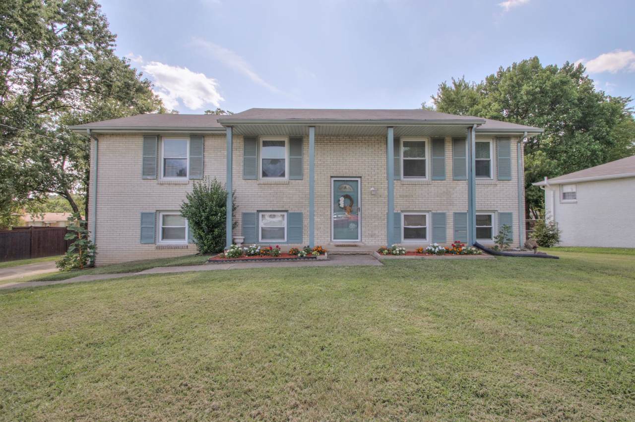 5131 Brucewood Dr - Photo 1