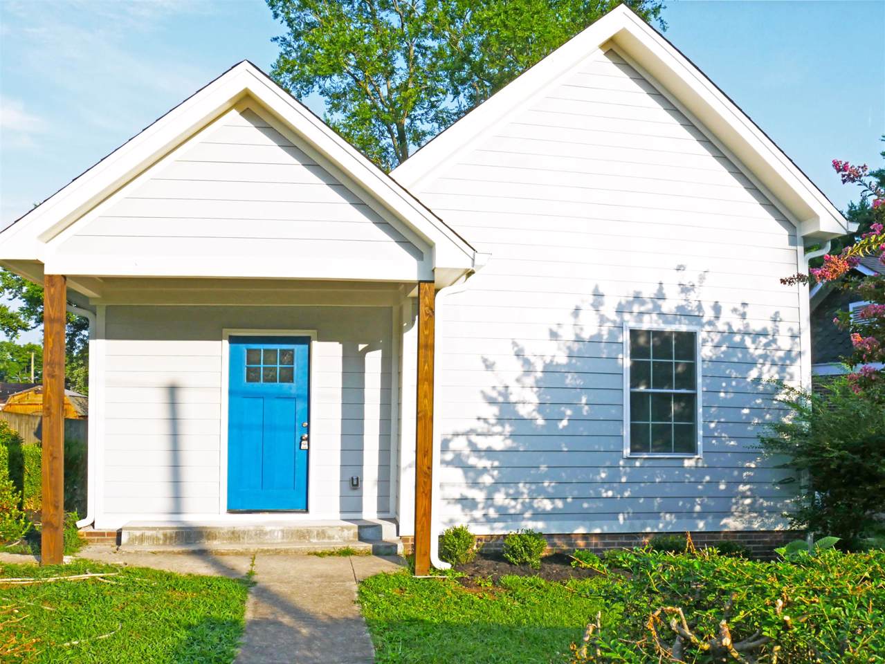 1010 Stainback Ave - Photo 1