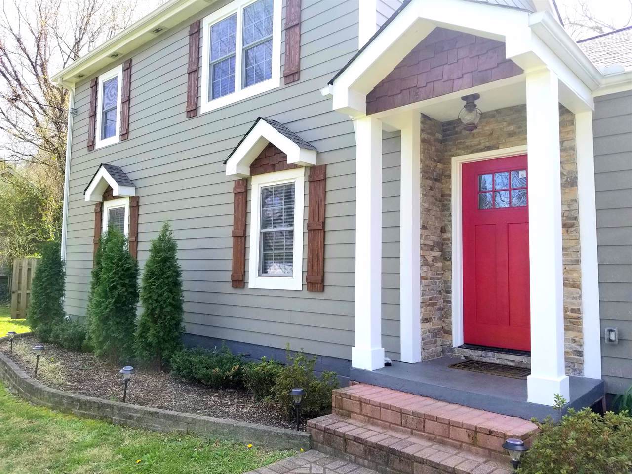 1416 Norvel Ave - Photo 1