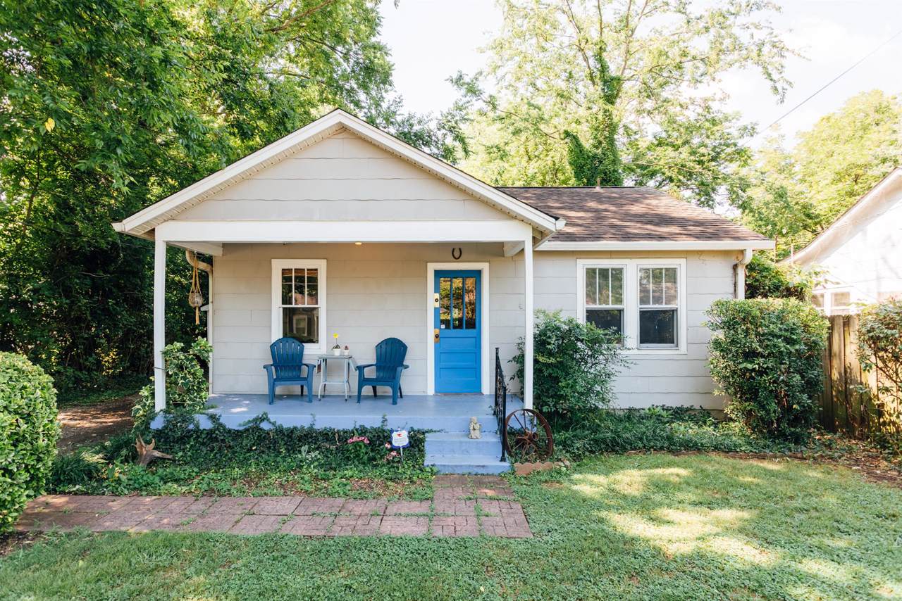 221 Peachtree - Photo 1