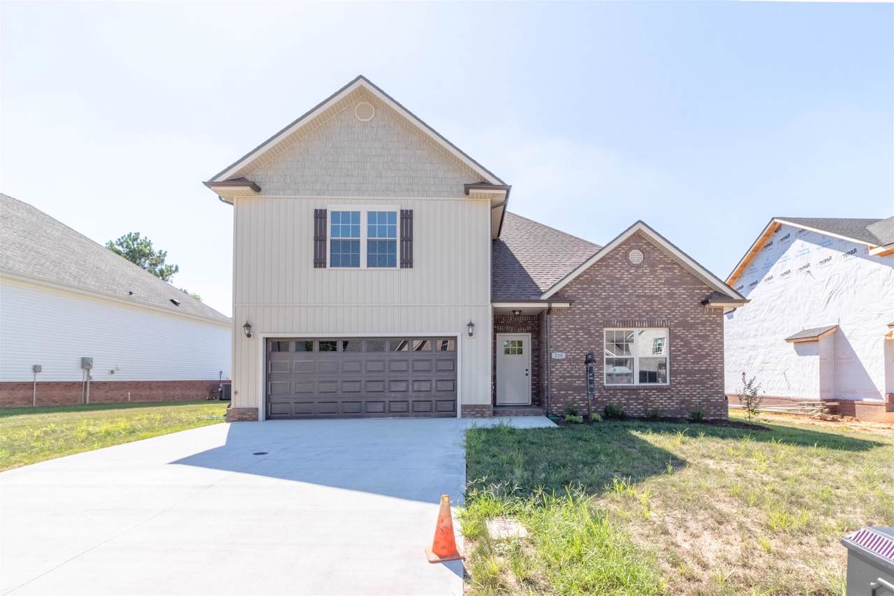 332 Chase Dr - Photo 1