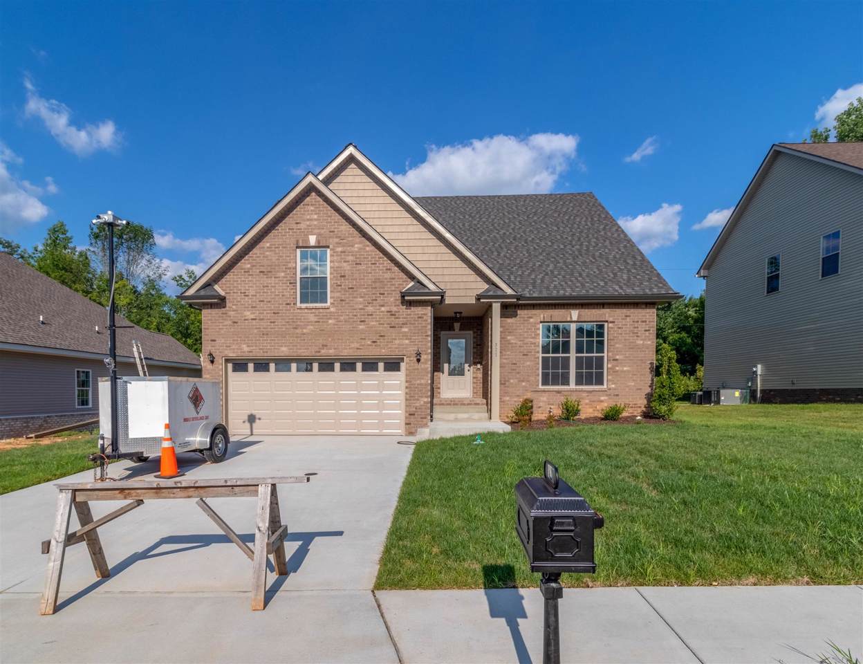 321 Chase Dr - Photo 1