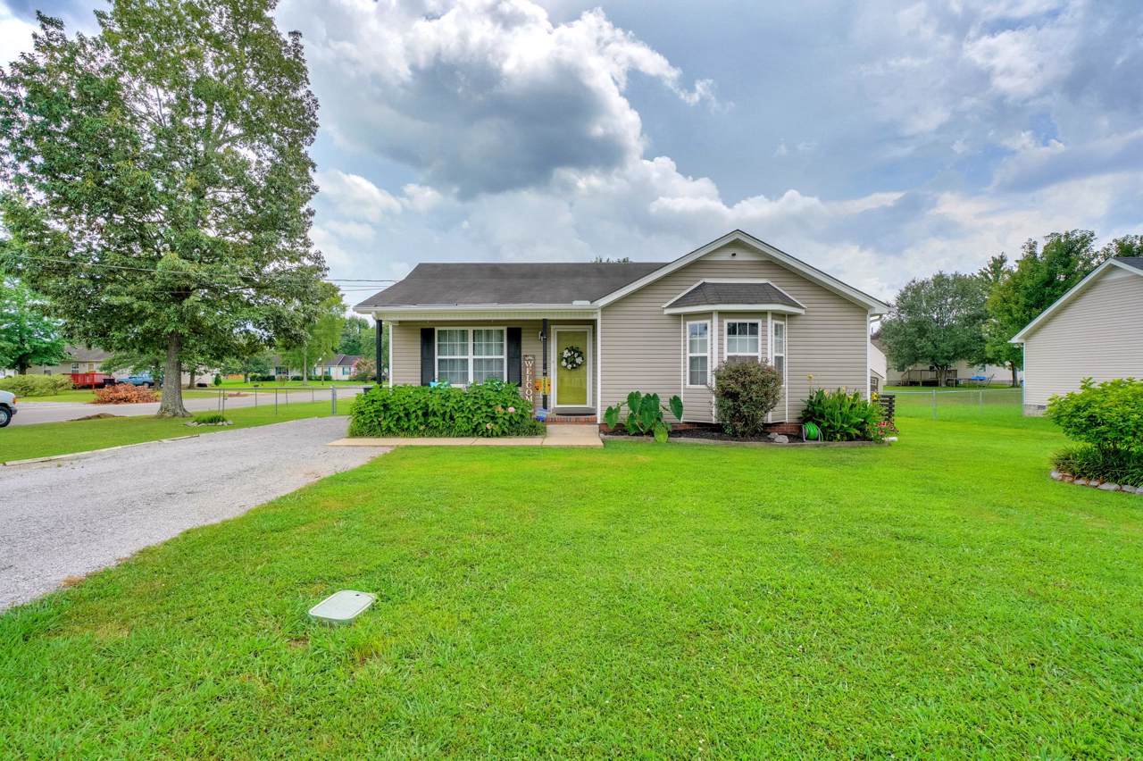 2624 Calais Ct - Photo 1