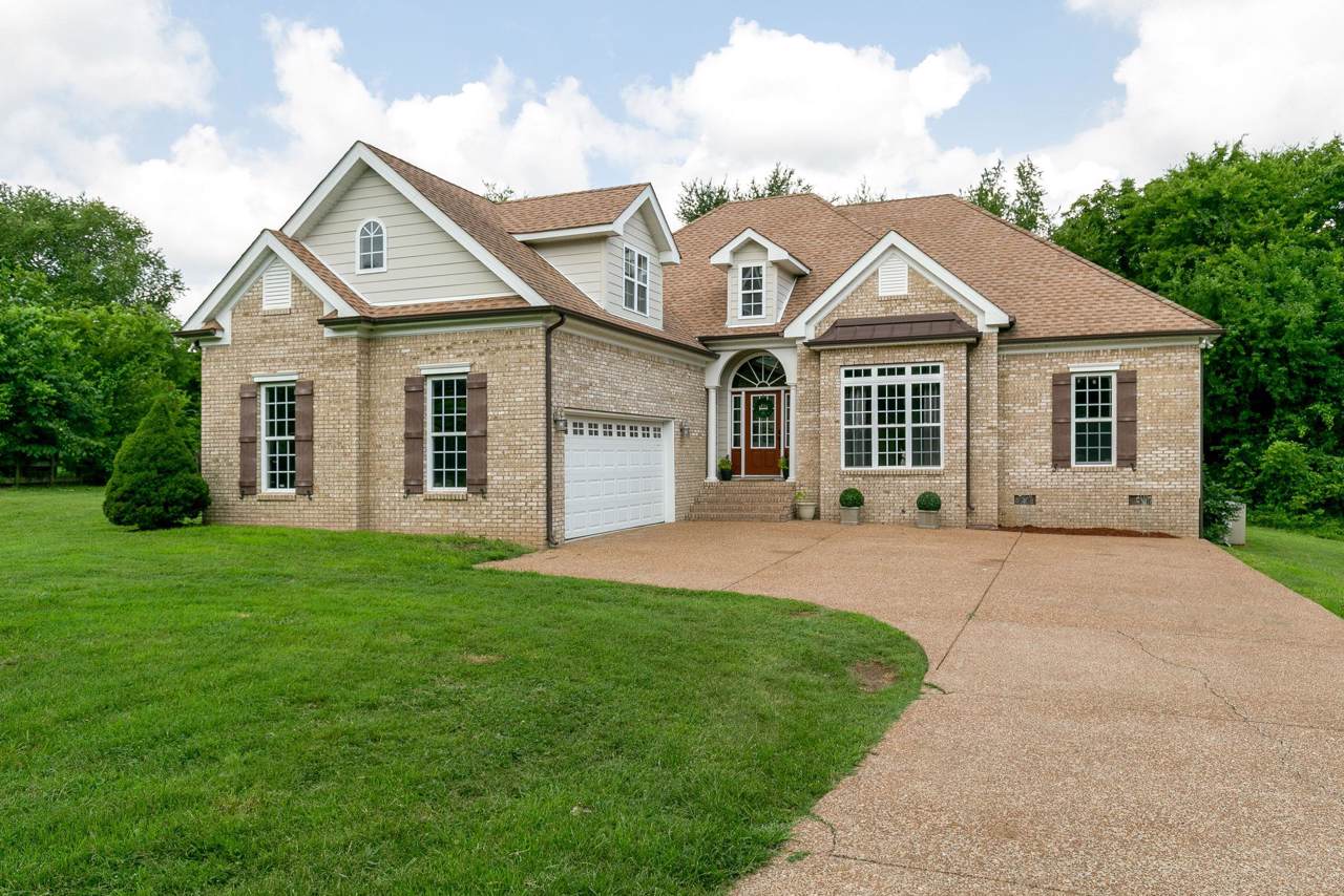 4012 Larose Dr - Photo 1