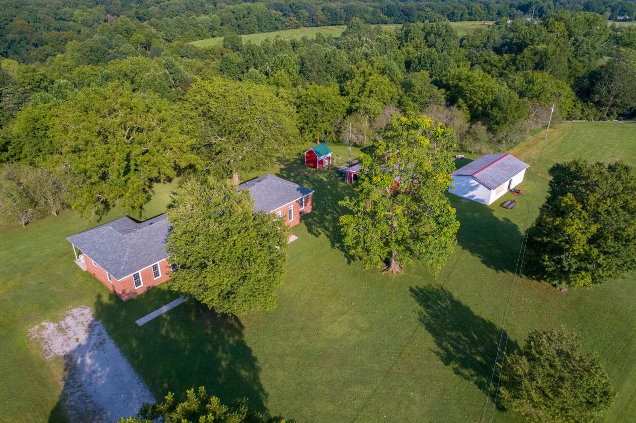 2978 Robinson Creek Rd - Photo 1