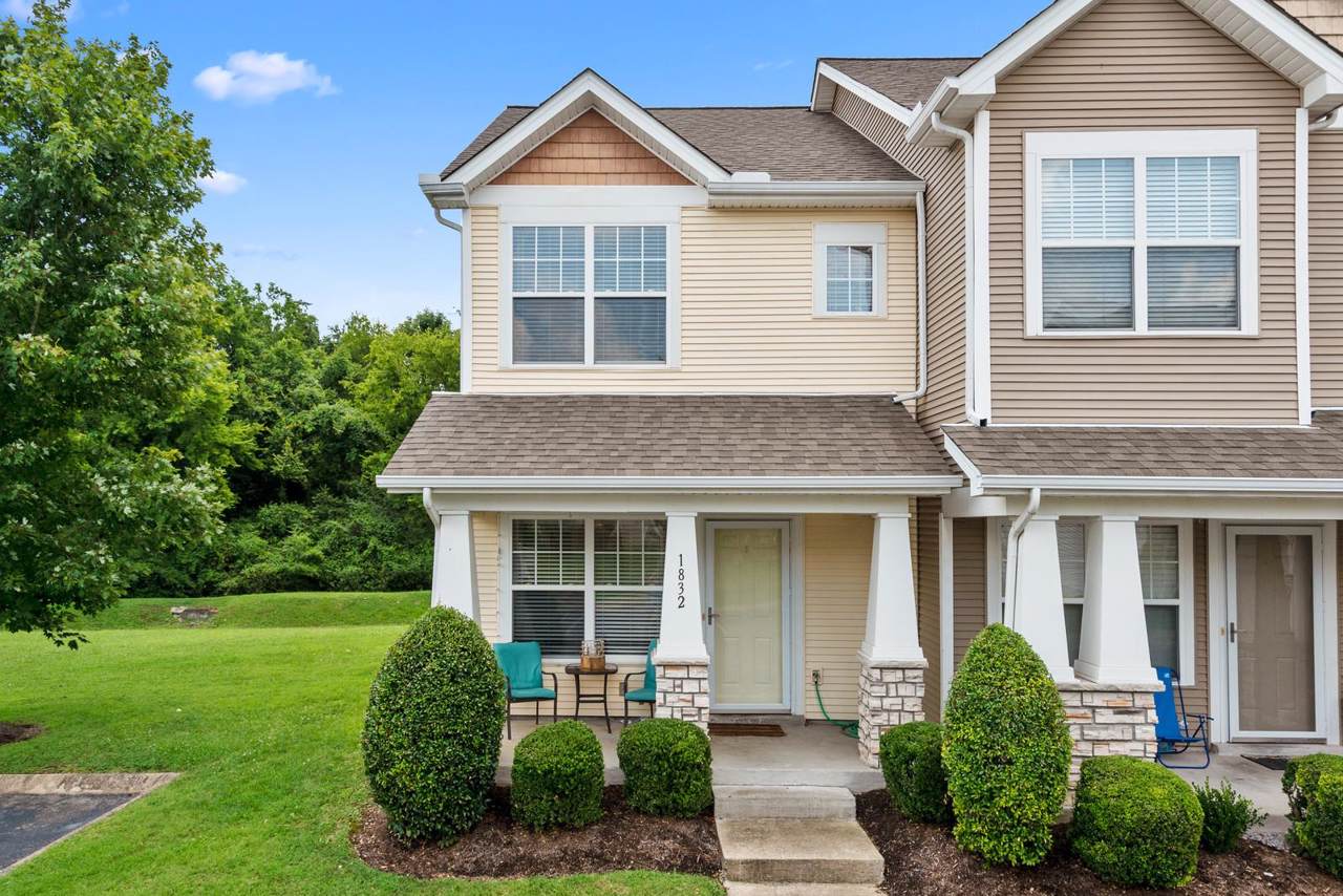 1832 Lincoya Bay Dr - Photo 1